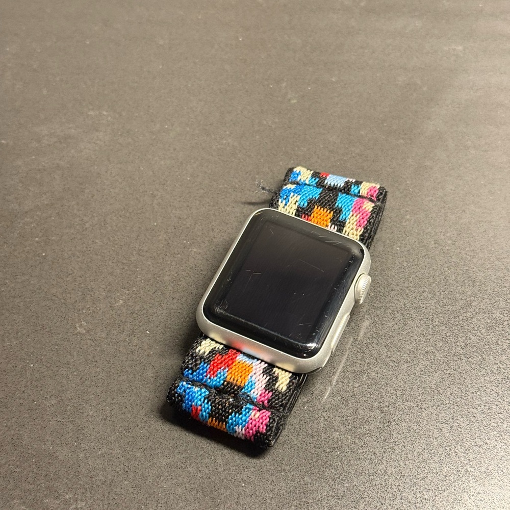 Silver Apple Watch - Series 7
